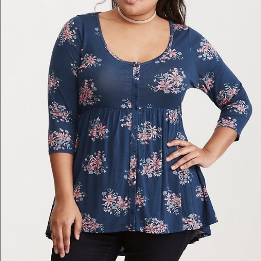 Torrid floral babydoll shirt size 4